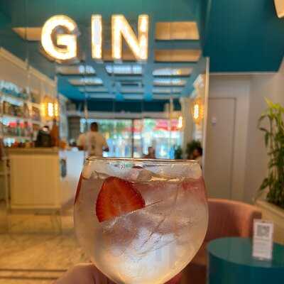 G&t Gin Bar