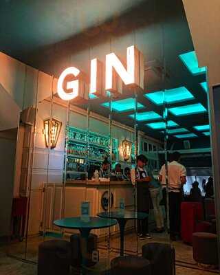 G&t Gin Bar