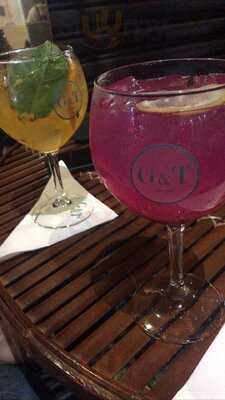 G&t Gin Bar