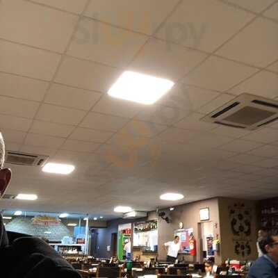 Puleiro Galeteria & Pizzaria