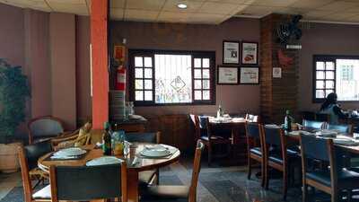 Puleiro Galeteria & Pizzaria