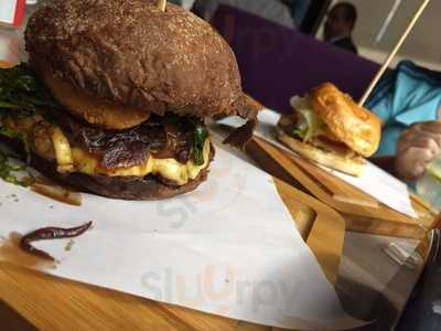 Figone Burger And Cafe