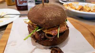 Figone Burger And Cafe