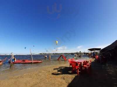 Barraca Na Lagoa Cauípe