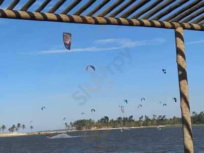 Barraca Na Lagoa Cauípe