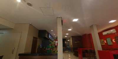 Mustache Hand Pizza Lourdes