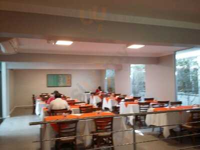 Salut! Café E Restaurante