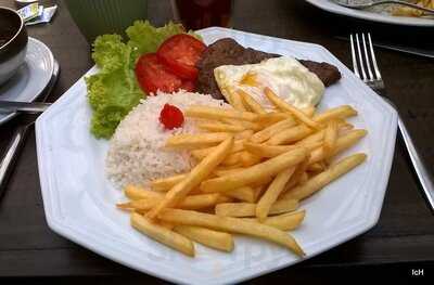 Liu Bistrô Café Pub