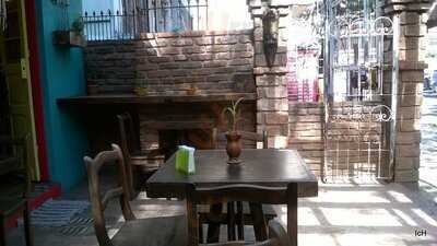 Liu Bistrô Café Pub