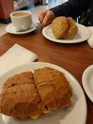 Panificadora E Confeitaria Elite