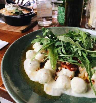 Quincho Cozinha & Coquetelaria