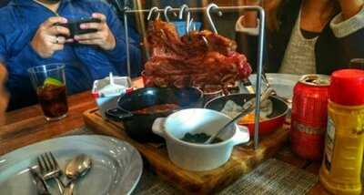 Rock Fella Burgers & Beers