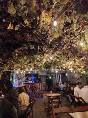 Macaco Véio Tattoo Bar And Burguer