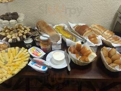 Confeitaria Favo & Mel