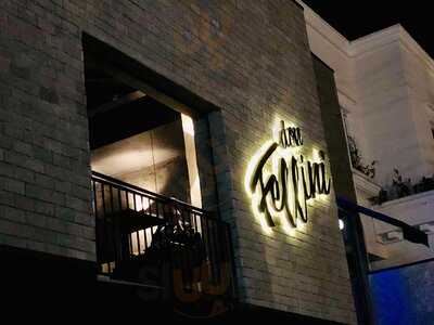 Don Fellini Café