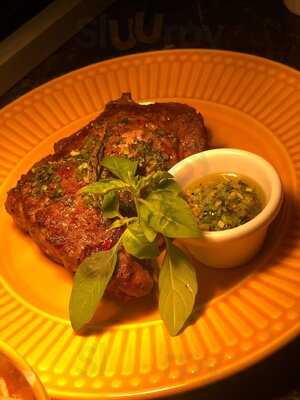 Chez's Fusion Kitchens