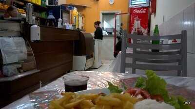 J M Lancheria E Restaurante