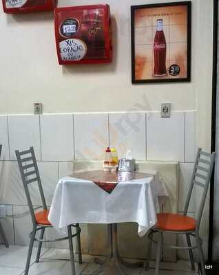 J M Lancheria E Restaurante