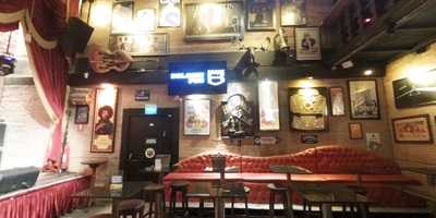 Bar E Restaurante La Na Roca