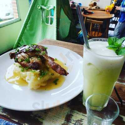 Paradiso Mercato E Caffe