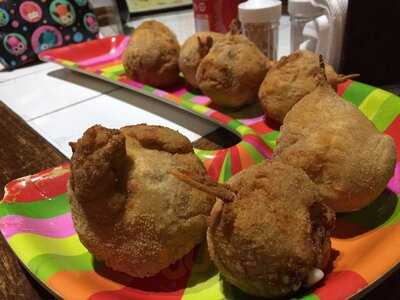 Frango Com Tudo Comidas & Bebidas