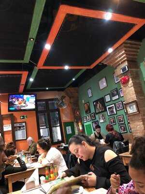 Frango Com Tudo Comidas & Bebidas