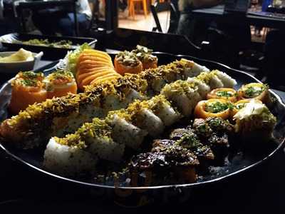 Dragon & Phenix Restaurante