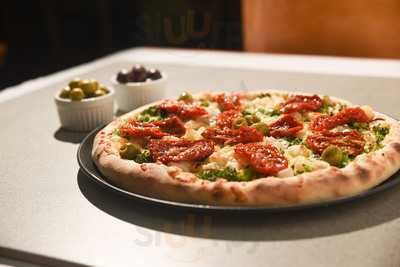 Luca's Pizzaria Restaurante E Churrascaria