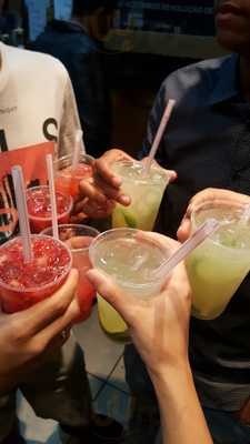 Cai E Pira Espeteria