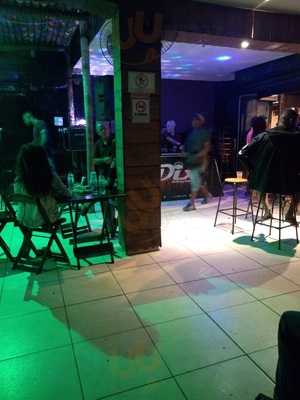 Cai E Pira Espeteria