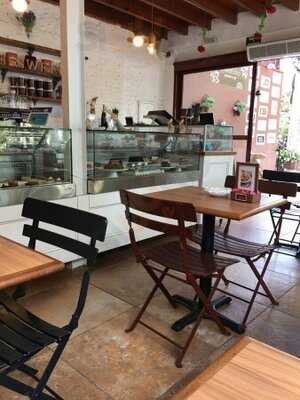 Sweet Shop Patisserie & Café