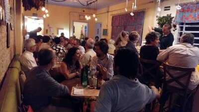 No Quintal Da Mariana Tem Um Limoeiro Bar E Restaurante