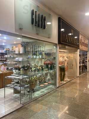 5. Avenida Cafe E Grill