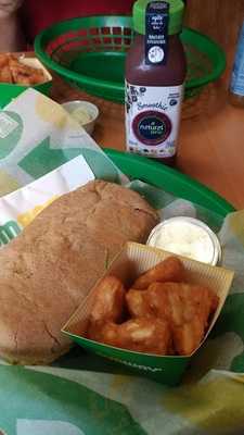 La Trattoria Choperia E Restaurante