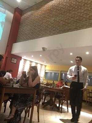 Restaurante & Pizzaria La Piazza