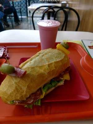 Panificadora E Confeitaria Domeneguetty