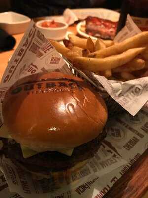 Outback Steakhouse - Shopping West Plaza