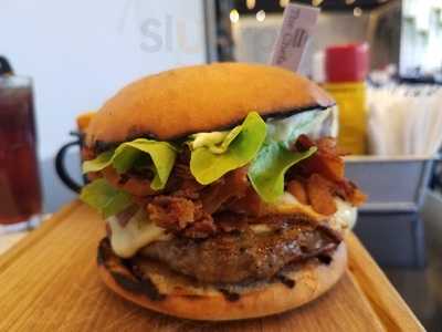 The Chefs Hamburgueria Anita