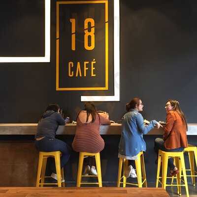 18 Café