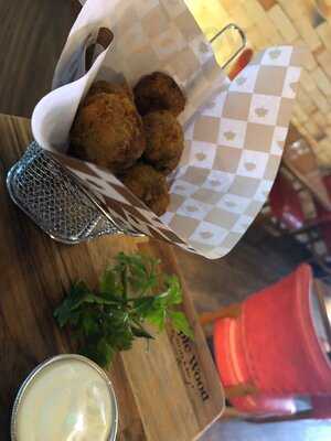 Apple Wood Steaks And Bar