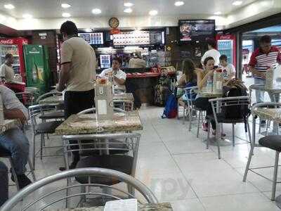 Viaggio Bistro E Cafe