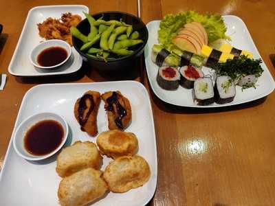 Sushi Show Japanese Food