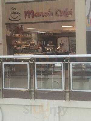 Mano's Cafe