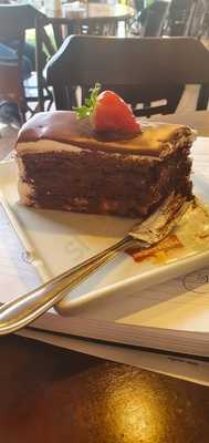 Fernandes Paes E Doces