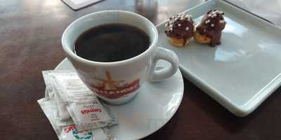 Fernandes Paes E Doces