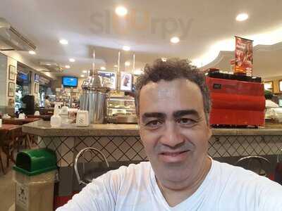 Padaria & Confeitaria Palmeiras