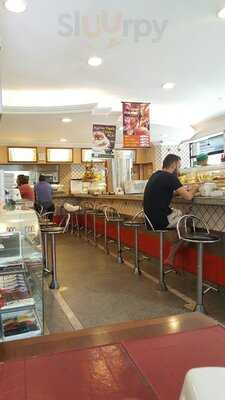 Padaria & Confeitaria Palmeiras