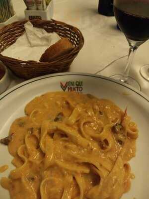 Cantina Vieni Qui Prieto