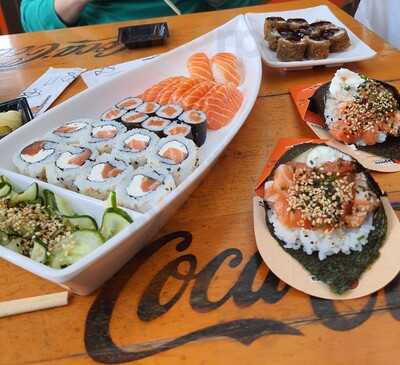 Latitudes Bar E Restaurante