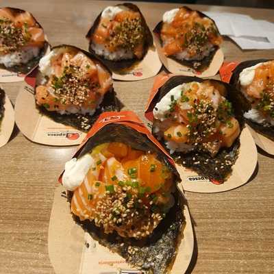 Latitudes Bar E Restaurante